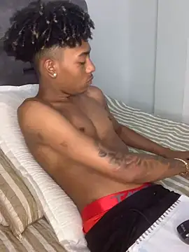 Boy cock18 online show from March 2025 06:15:02 AM