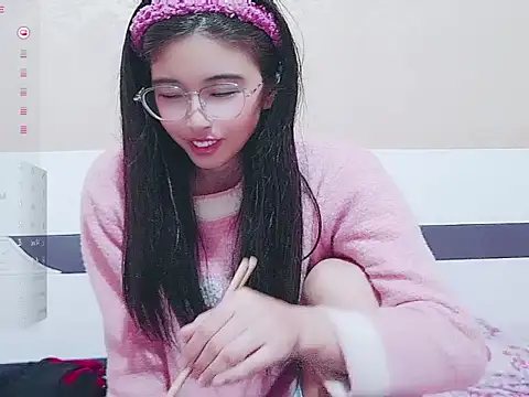 lingling998 online show from February 2025 05:58:02 PM