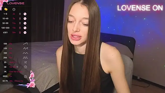 Snapshot of Cherry_air chatting on November 2025 01:17:02 AM Cherry air online show from November 2025 01:17:02 AM