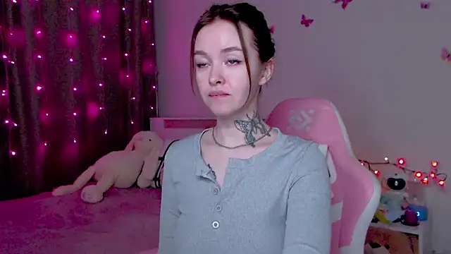 Snapshot of Naughty_Mable chatting on October 2025 12:24:02 AM Naughty Mable online show from October 2025 12:24:02 AM