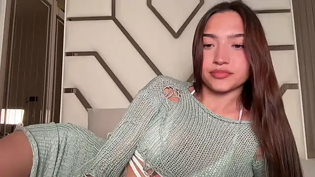 MilenaMilven online show from October 2025 07:32:01 PM