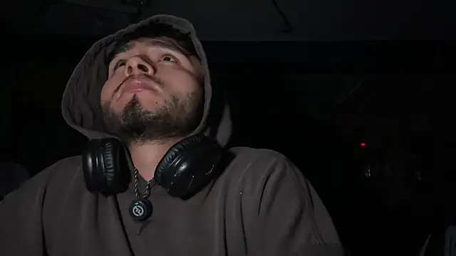 Beboteejoel online show from September 2025 02:17:01 AM