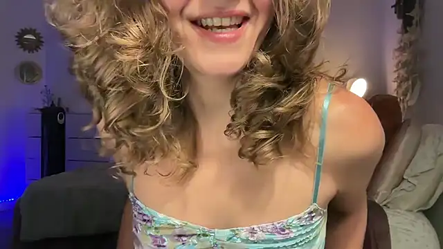 leahsparkles online show from September 2025 04:45:02 AM