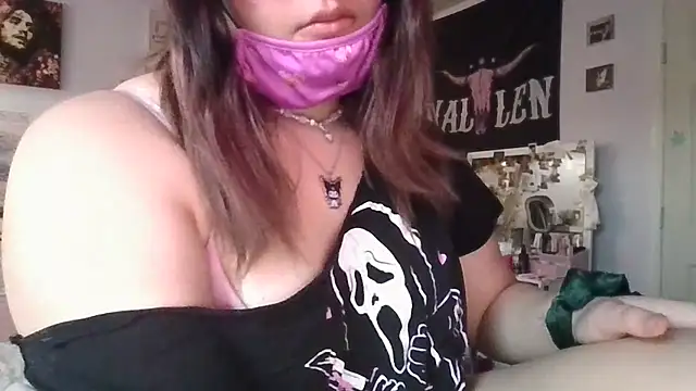 pink-hazee online show from February 2025 11:52:01 PM