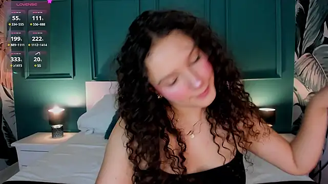 LucyLovelyy online show from January 2025 07:10:01 PM