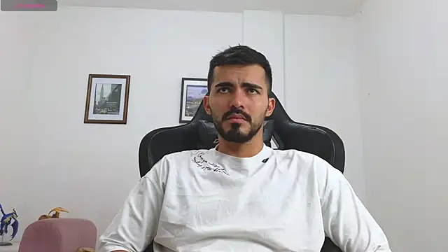 Massimoo 07 online show from September 2025 08:36:02 PM