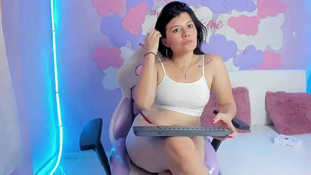 Carolina Burninng online show from January 2025 05:44:02 PM