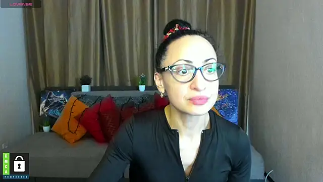 Arianasweety23 online show from January 2025 12:41:02 PM