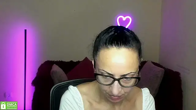 Arianasweety23 online show from September 2025 05:24:02 PM