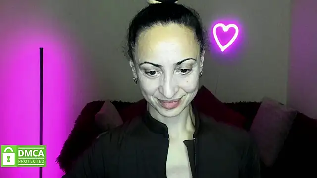 Arianasweety23 online show from October 2025 05:25:02 PM