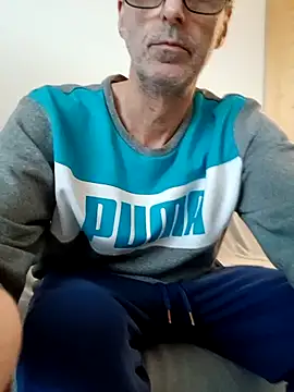 Snapshot of mas317592 chatting on January 2025 09:41:01 AM mas317592 online show from January 2025 09:41:01 AM