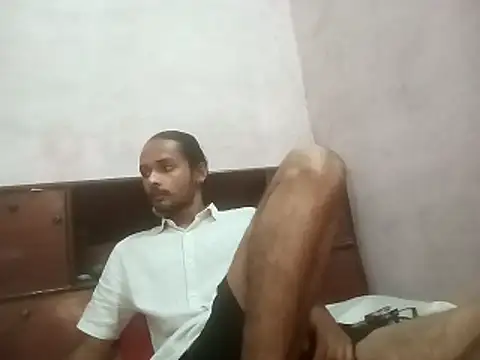 Snapshot of IamRentedBoybfriend chatting on October 2025 01:35:01 AM IamRentedBoybfriend online show from October 2025 01:35:01 AM