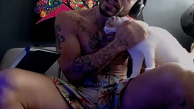 callme douglas online show from October 2025 02:28:01 PM