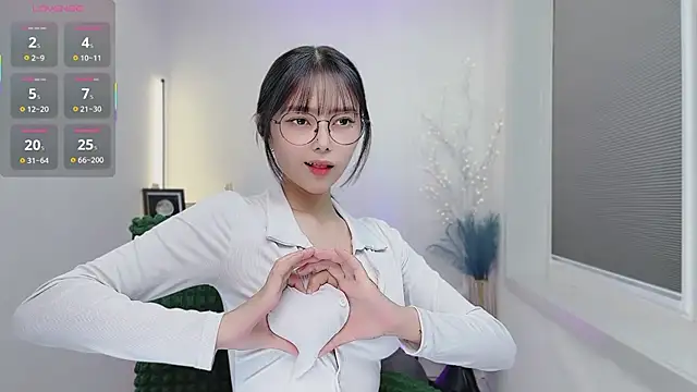 Natasha2025 online show from October 2025 03:01:02 PM