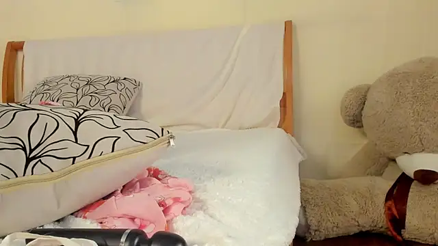 Snapshot of Maekko chatting on January 2025 09:15:02 AM Maekko online show from January 2025 09:15:02 AM