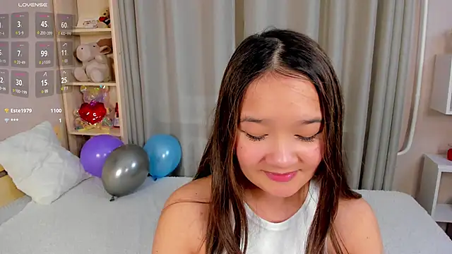 Snapshot of Maekko chatting on February 2025 04:31:01 PM Maekko online show from February 2025 04:31:01 PM