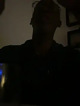 BuffBlackThug online show from September 2025 01:40:01 AM