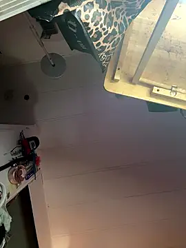 kayNkris online show from October 2025 09:52:02 AM