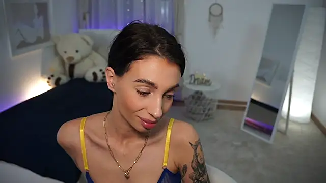 Laady Rosee online show from January 2025 05:18:01 PM