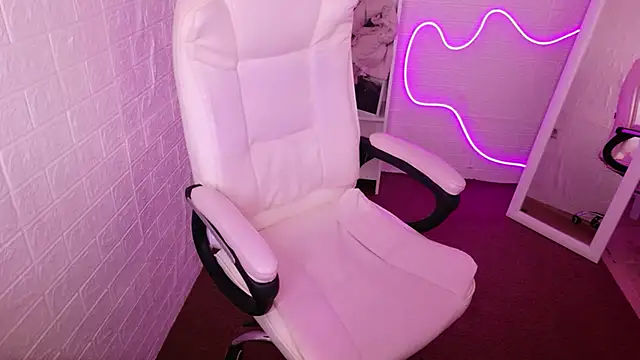 Snapshot of StellaFrost chatting on October 2025 03:24:01 PM StellaFrost online show from October 2025 03:24:01 PM