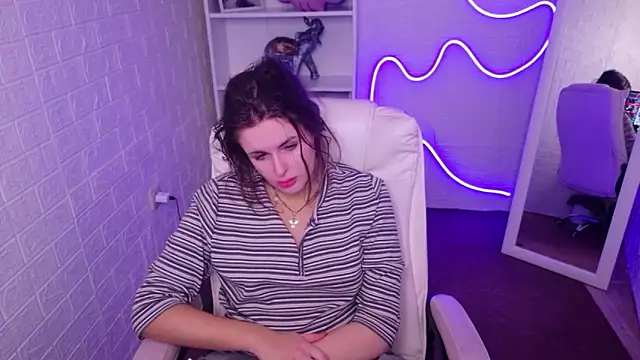 Snapshot of StellaFrost chatting on November 2025 04:17:01 PM StellaFrost online show from November 2025 04:17:01 PM