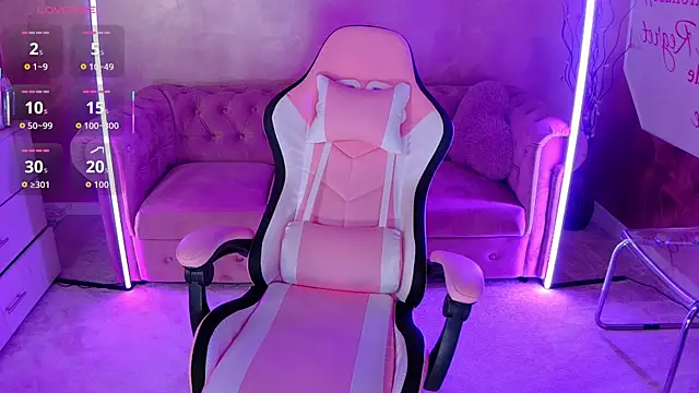 Snapshot of evanew_ chatting on October 2025 05:11:02 PM evanew online show from October 2025 05:11:02 PM