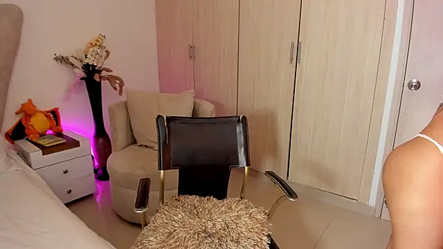 Snapshot of rachaeldeckard__ chatting on October 2025 03:05:02 AM rachaeldeckard online show from October 2025 03:05:02 AM