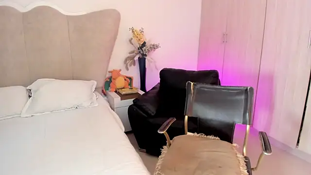 Snapshot of rachaeldeckard__ chatting on October 2025 03:40:01 AM rachaeldeckard online show from October 2025 03:40:01 AM