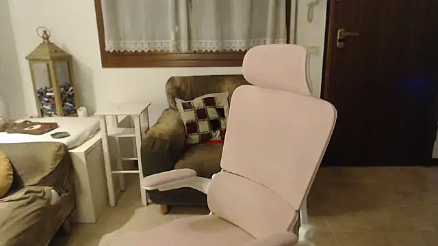 Snapshot of LasolitaAuri chatting on March 2025 08:21:02 PM LasolitaAuri online show from March 2025 08:21:02 PM