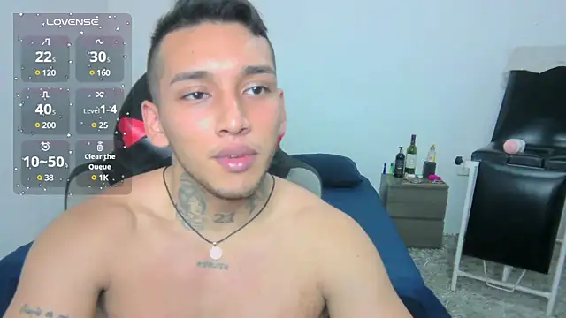 Snapshot of David_Adams2003 chatting on February 2025 03:05:02 PM David Adams2003 online show from February 2025 03:05:02 PM