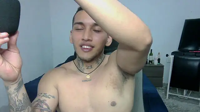 Snapshot of David_Adams2003 chatting on February 2025 11:04:01 PM David Adams2003 online show from February 2025 11:04:01 PM