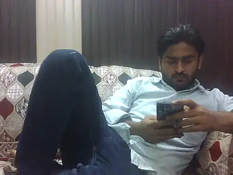 indihotguy online show from October 2025 01:13:01 PM