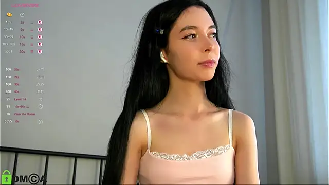 LittleOriana online show from October 2025 10:00:02 AM