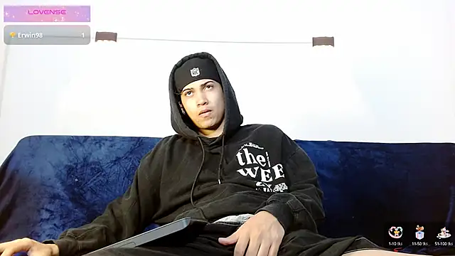 Snapshot of Br4ndxpimm chatting on October 2025 01:33:02 PM Br4ndxpimm online show from October 2025 01:33:02 PM