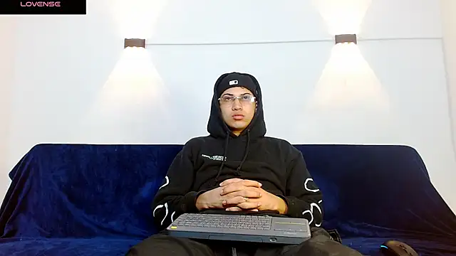 Snapshot of Br4ndxpimm chatting on October 2025 01:22:02 PM Br4ndxpimm online show from October 2025 01:22:02 PM