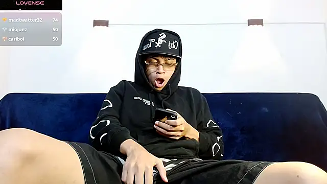 Snapshot of Br4ndxpimm chatting on October 2025 01:43:02 PM Br4ndxpimm online show from October 2025 01:43:02 PM