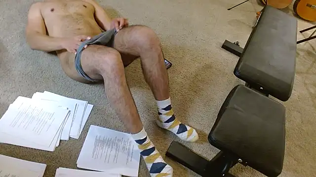 MrLatinKing online show from October 2025 02:12:02 AM