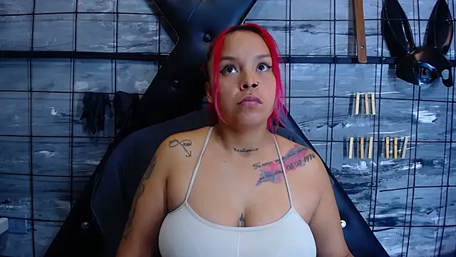 Snapshot of Alana_Roth chatting on October 2025 03:27:01 AM Alana Roth online show from October 2025 03:27:01 AM