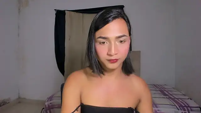 Miss noah18 online show from December 2024 08:47:01 PM