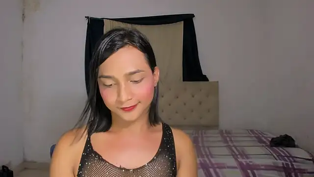 Miss noah18 online show from January 2025 12:45:01 AM