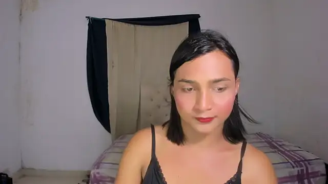 Miss noah18 online show from January 2025 11:01:02 PM
