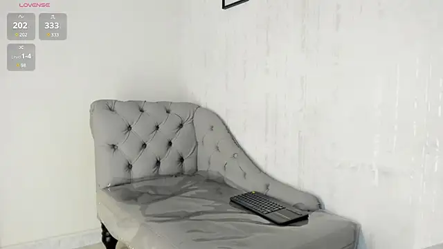 susana78   online show from February 2025 10:44:02 PM