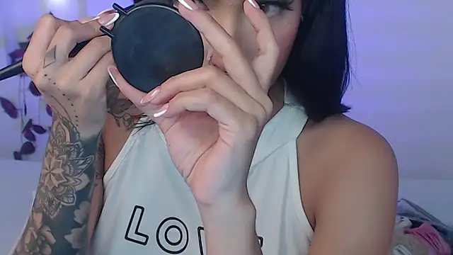 Snapshot of VenusEvans1 chatting on February 2025 09:41:02 PM VenusEvans1 online show from February 2025 09:41:02 PM