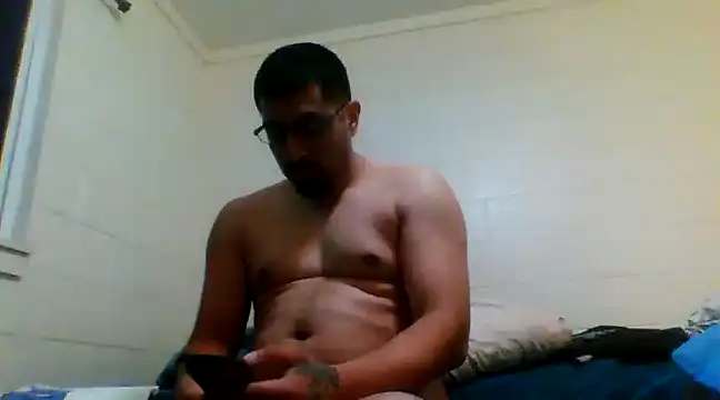 Snapshot of k1oudE chatting on February 2025 03:37:02 PM k1oudE online show from February 2025 03:37:02 PM