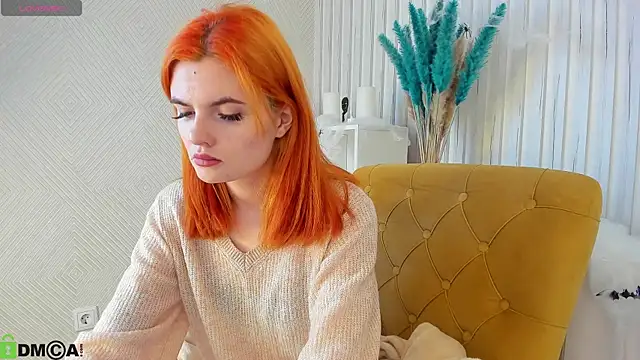 Snapshot of CharlotteMitchell chatting on October 2025 12:05:02 AM CharlotteMitchell online show from October 2025 12:05:02 AM