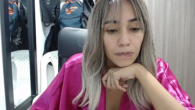 isabela oh online show from January 2025 04:09:01 AM