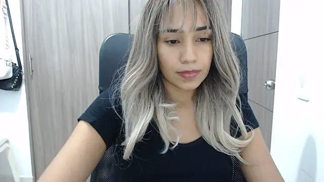 isabela oh online show from March 2025 09:21:01 PM