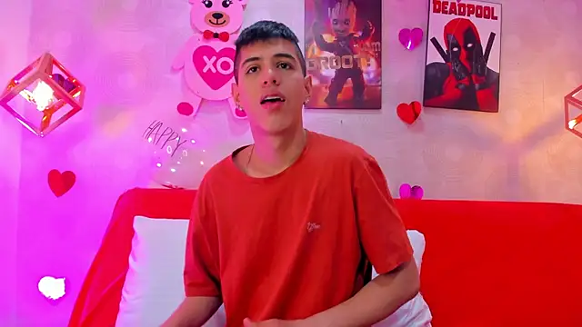 Snapshot of Angel_Khouri chatting on February 2025 08:33:02 PM Angel Khouri online show from February 2025 08:33:02 PM