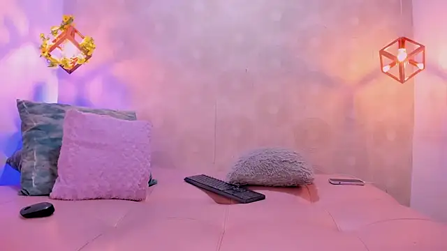 Snapshot of Angel_Khouri chatting on March 2025 10:00:02 AM Angel Khouri online show from March 2025 10:00:02 AM