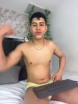 Snapshot of Angel_Khouri chatting on September 2025 03:39:01 AM Angel Khouri online show from September 2025 03:39:01 AM